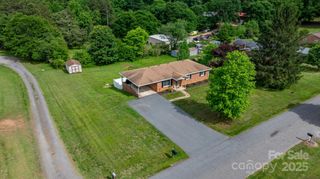 2609 Raintree Street, Connelly Springs, NC 28612