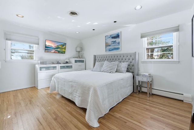 55 SOMERSET DR, Woodcliff Lake, NJ 07677