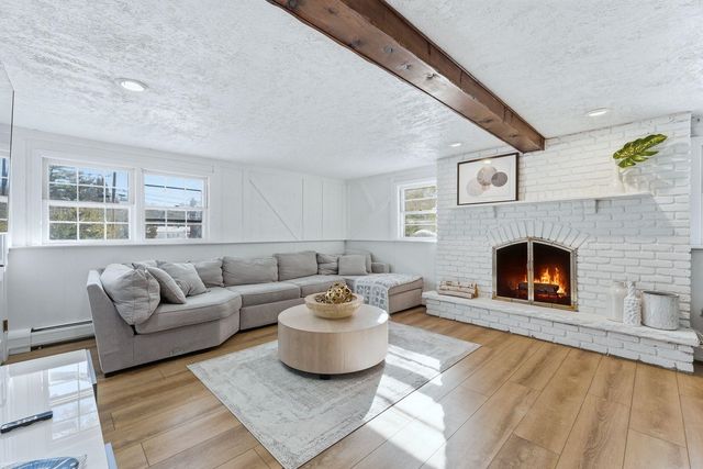 55 SOMERSET DR, Woodcliff Lake, NJ 07677