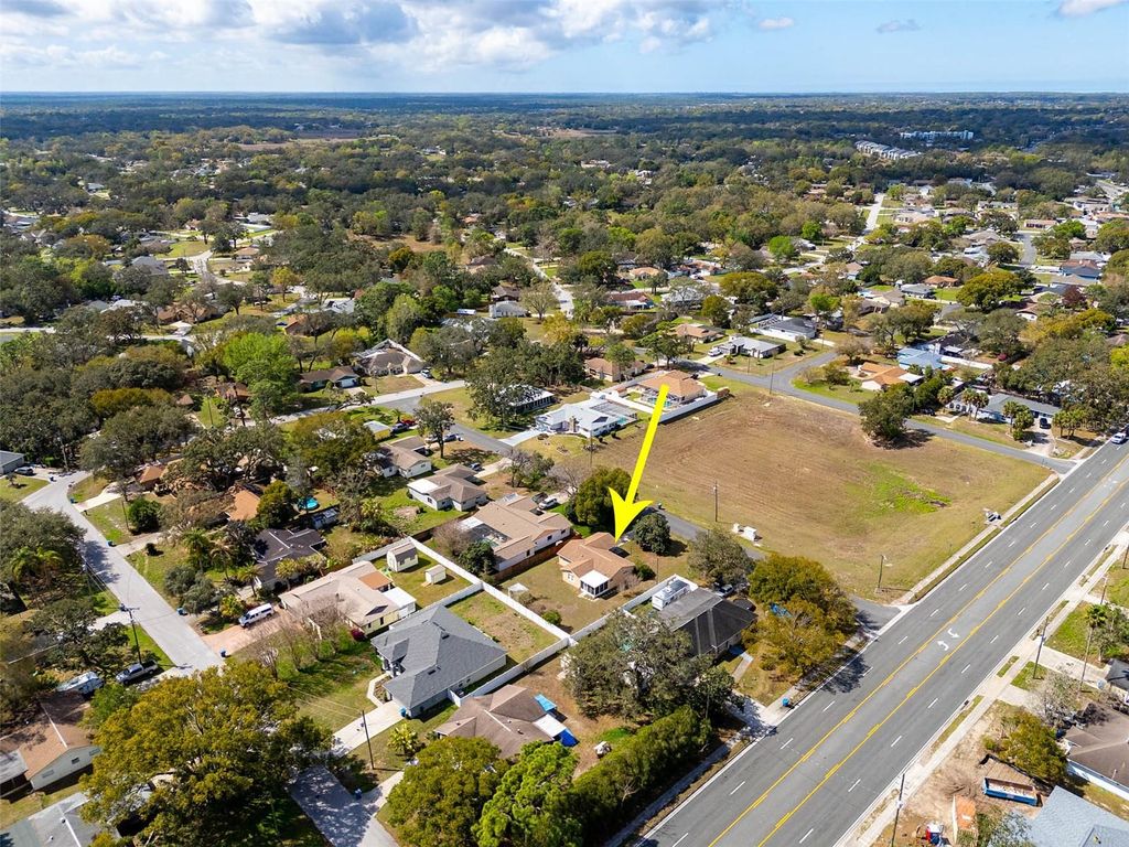 Image 35 of property listing at 1364 INCA AVENUE, Spring Hill, FL 34608