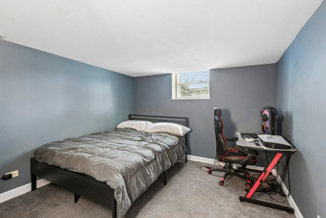 875 LARKDALE Row, Wauconda, IL 60084