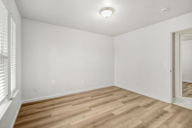 2559 E Kirsten Ct, Lodi, CA 95240