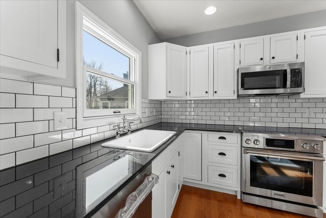 1808 Blue Bird Drive, Mahomet, IL 61853