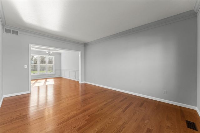 1808 Blue Bird Drive, Mahomet, IL 61853