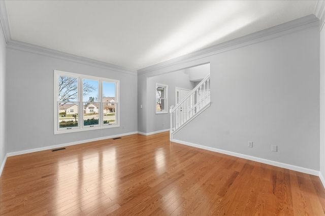 1808 Blue Bird Drive, Mahomet, IL 61853