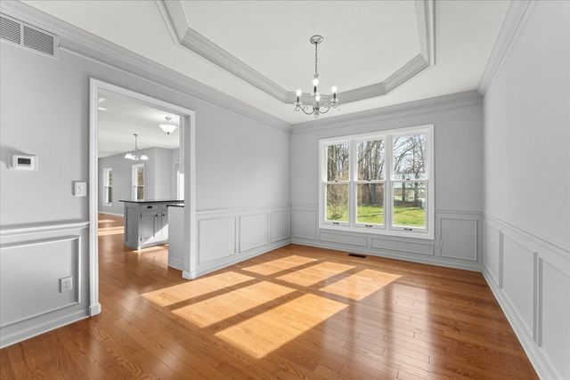 1808 Blue Bird Drive, Mahomet, IL 61853