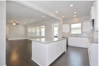 1610 Arcilla ST, Austin, TX 78741