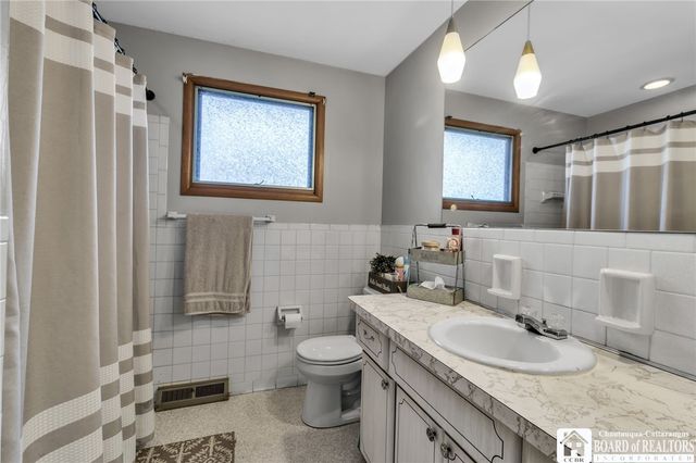 4269 Clinton Street, West Seneca, NY 14224