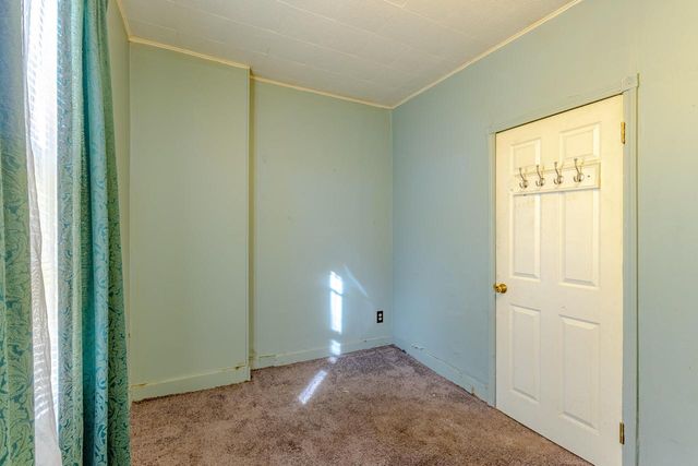 2564 N 19th STREET, Milwaukee, WI 53206