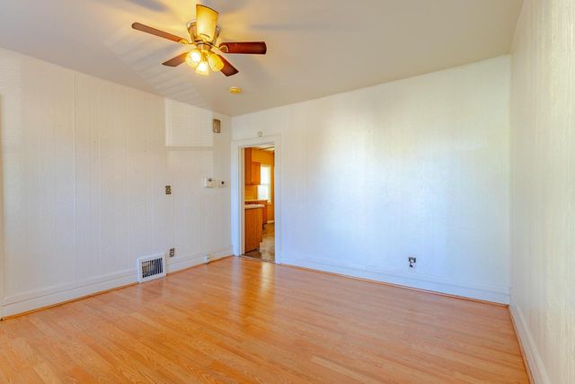 2564 N 19th STREET, Milwaukee, WI 53206