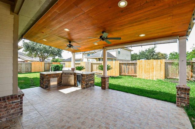 21415 Sierra Bend Drive, Richmond, TX 77407