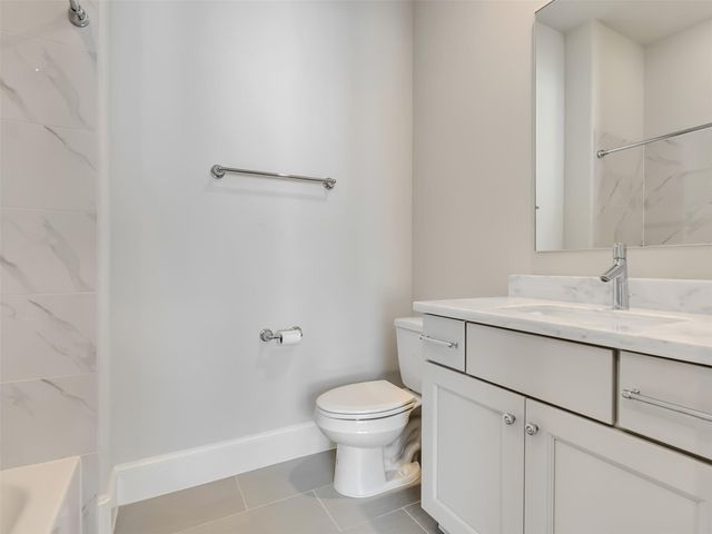6014 Matthew Oaks Place, Houston, TX 77007