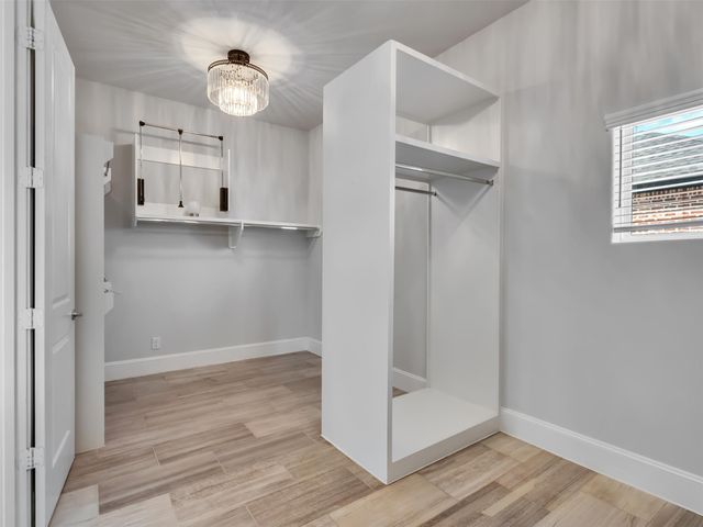 6014 Matthew Oaks Place, Houston, TX 77007