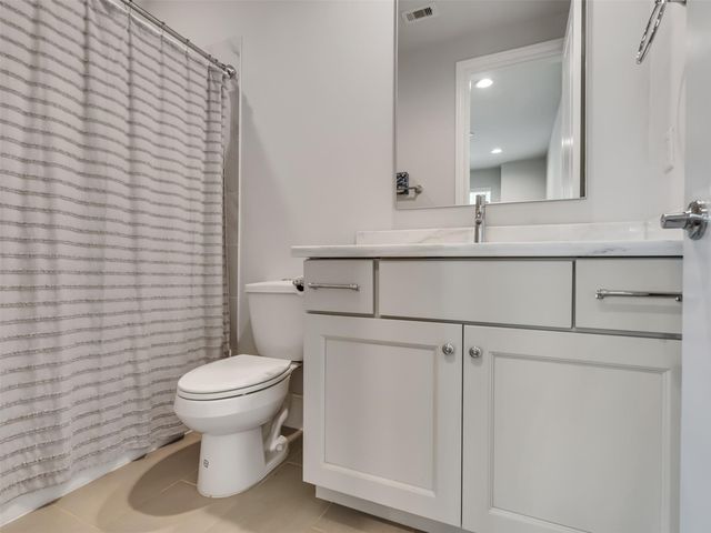 6014 Matthew Oaks Place, Houston, TX 77007