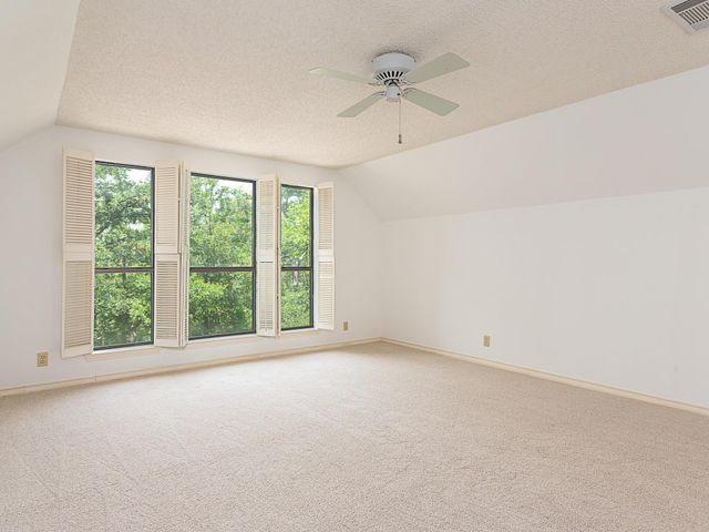 1400 Pearl CV, Round Rock, TX 78681
