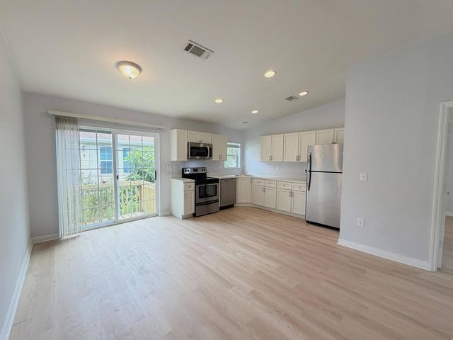 5289 Stacy Street Unit 5, West Palm Beach, FL 33417