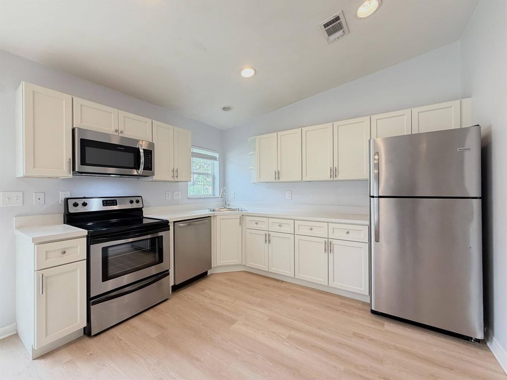 5289 Stacy Street Unit 5, West Palm Beach, FL 33417