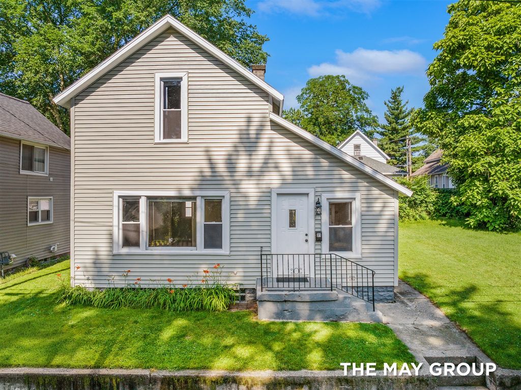 31 Mack Avenue, Grand Rapids, MI 49503