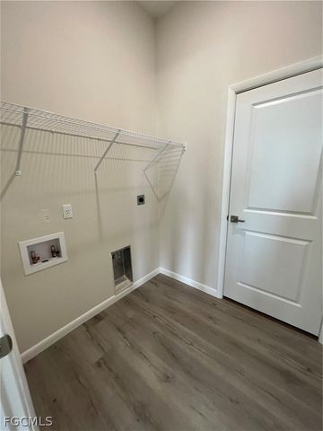 1088 Saturn CT, Labelle, FL 33935