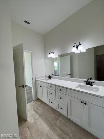 1088 Saturn CT, Labelle, FL 33935