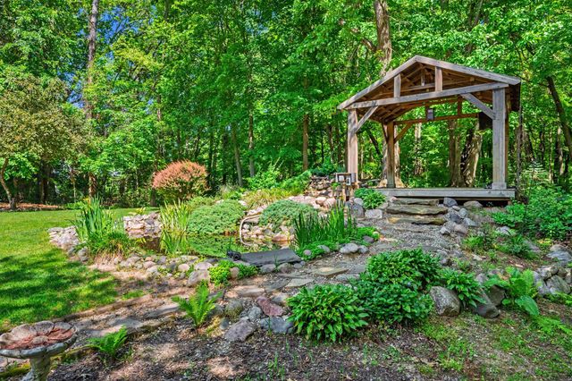 6390 Shugarbush Trail, Oshtemo Twp, MI 49009