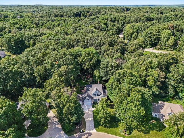 6390 Shugarbush Trail, Oshtemo Twp, MI 49009