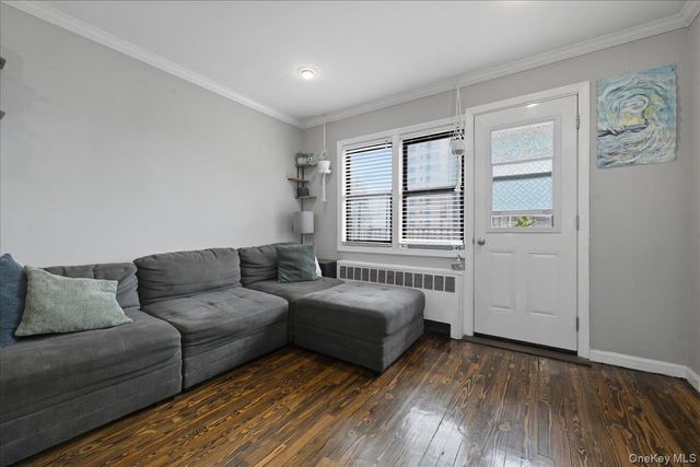 65 W Broadway 8B, Long Beach, NY 11561
