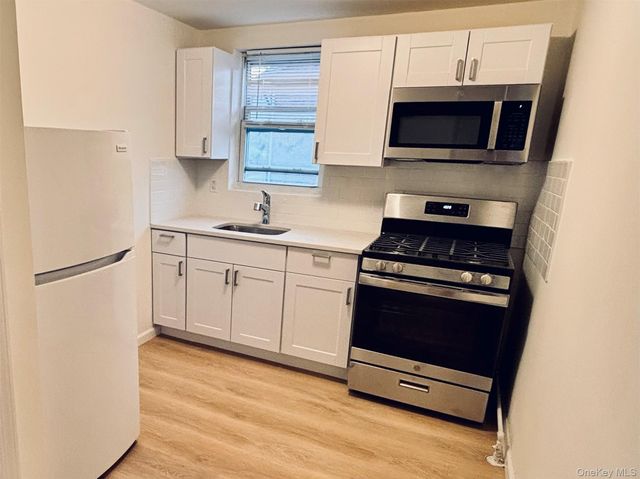 30 Davis Street 2, Beacon, NY 12508