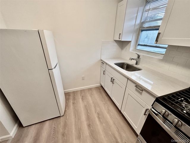 30 Davis Street 2, Beacon, NY 12508