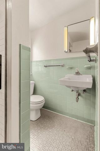 1601 BUTTER RD, Lancaster, PA 17601