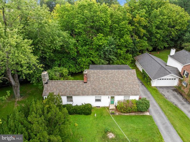 1601 BUTTER RD, Lancaster, PA 17601