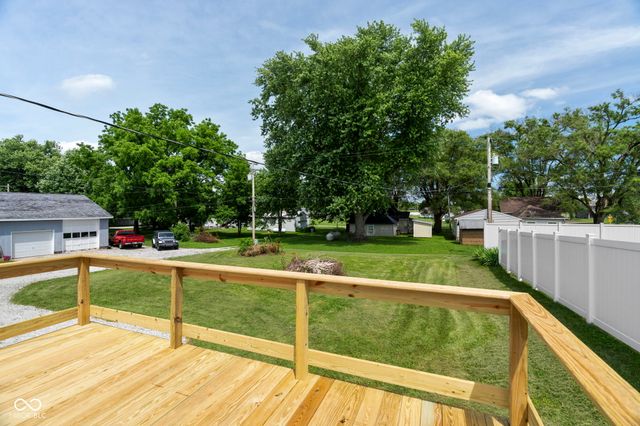 305 S Madison Street, Darlington, IN 47940