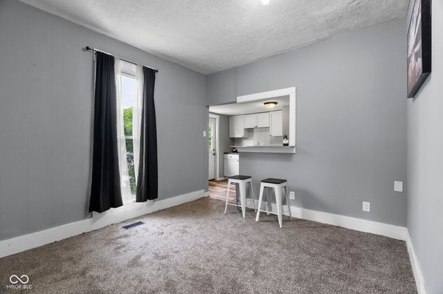 305 S Madison Street, Darlington, IN 47940