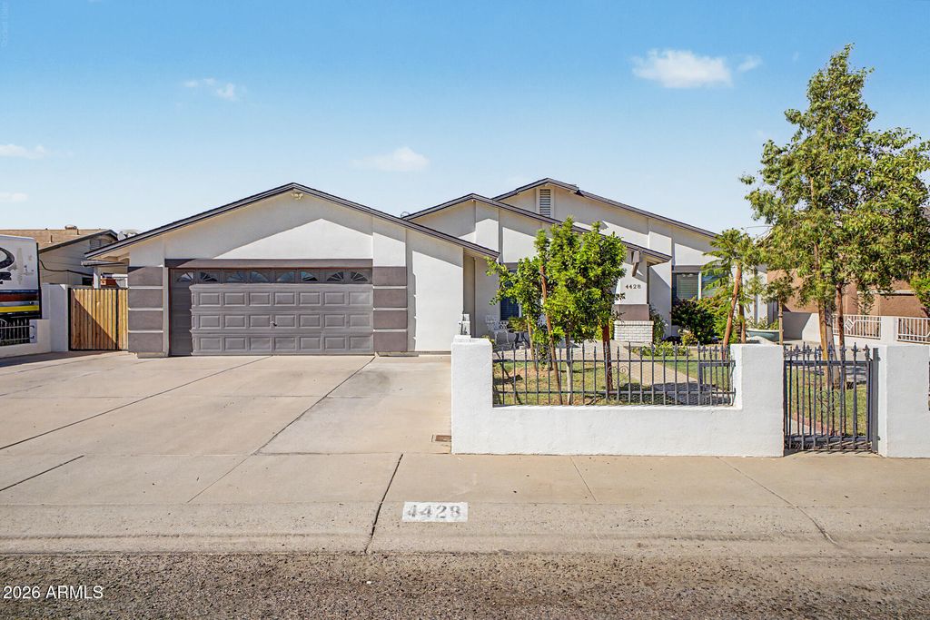 4428 W LEWIS Avenue, Phoenix, AZ 85035