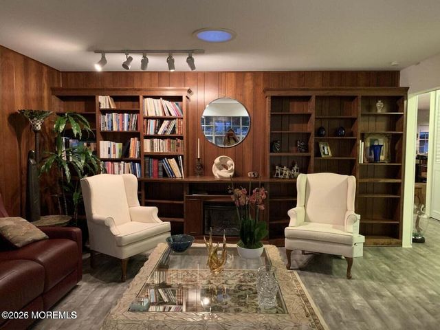 5B Buckingham Drive, Lakewood, NJ 08701