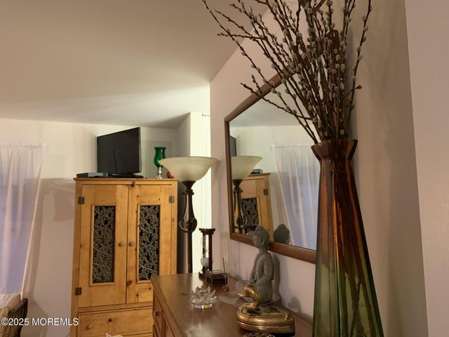 5B Buckingham Drive, Lakewood, NJ 08701