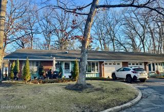 5B Buckingham Drive, Lakewood, NJ 08701