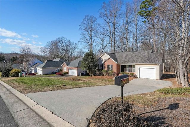1257 Beaverton Trail, Winston-salem, NC 27103