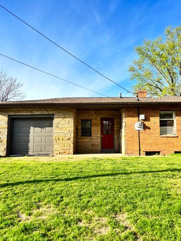 4736 South Street, Benton Harbor, MI 49022