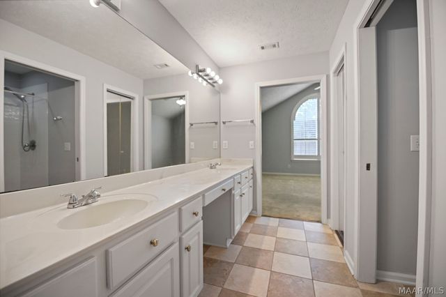 11 Crabapple Trace, Montgomery, AL 36117