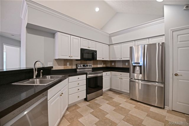 11 Crabapple Trace, Montgomery, AL 36117