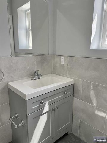 519 Cross Street 1, Harrison, NJ 07029