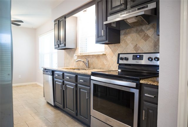 1106 Lock Ridge, Mckinney, TX 75069