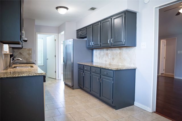 1106 Lock Ridge, Mckinney, TX 75069