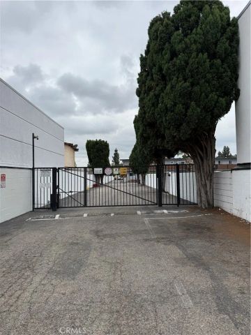 7348 Florence Ave 2, Downey, CA 90240
