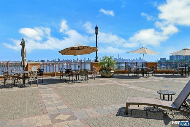 100 Old Palisade Road PL 10, Fort Lee, NJ 07024