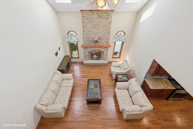 7847 Marquette Drive S, Tinley Park, IL 60477