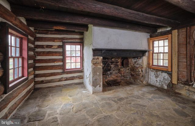 2519 ASH MILL RD, Doylestown, PA 18902