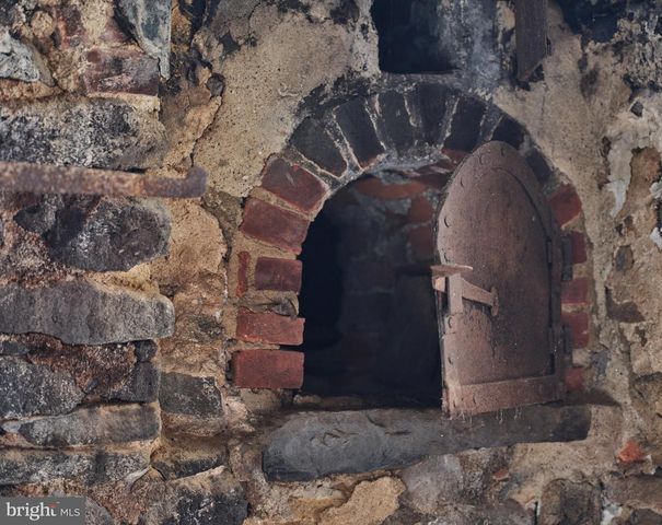 2519 ASH MILL RD, Doylestown, PA 18902