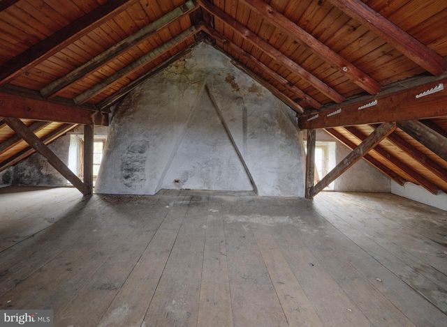 2519 ASH MILL RD, Doylestown, PA 18902